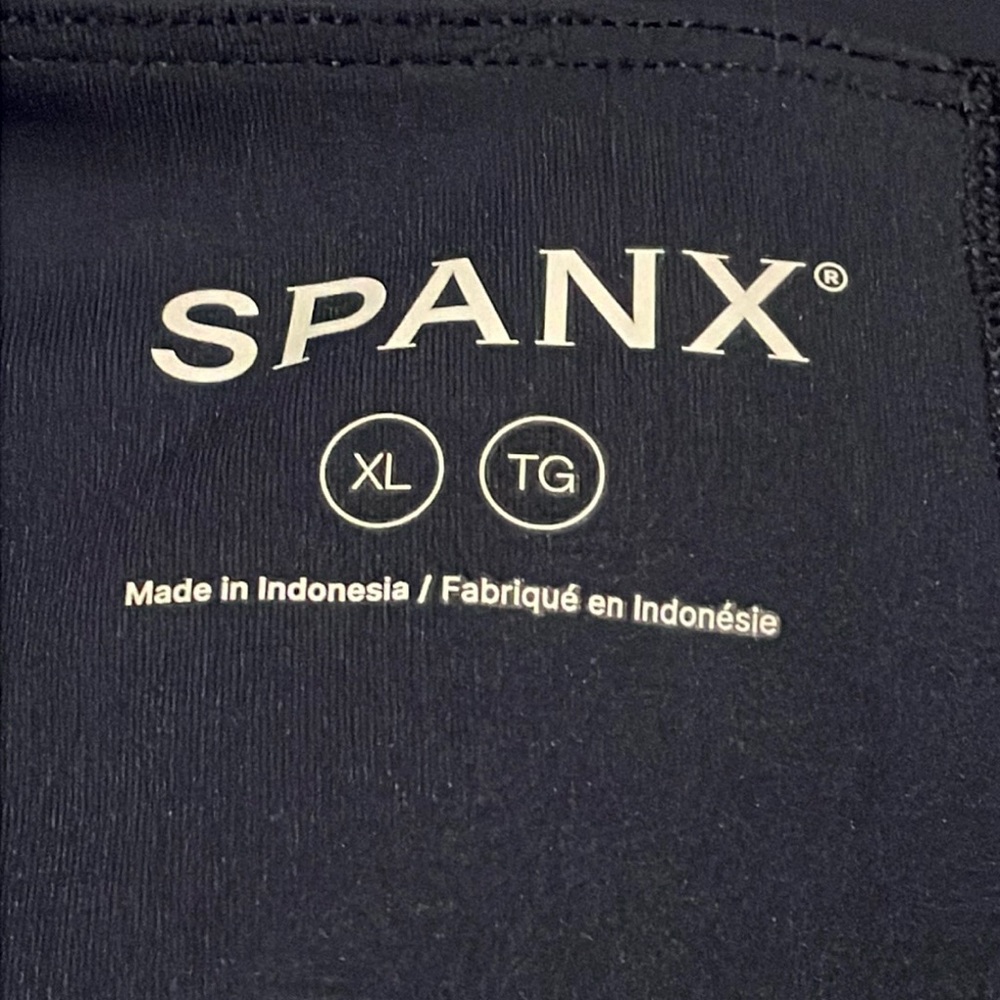 SPANX Shape Get Moving Zip Front Dress in Timeless Navy - Picture 8 of 9